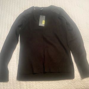 Jones New York black sweater. Size Medium.